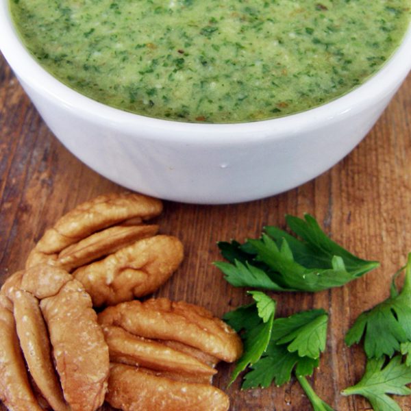 Pesto de perejil con nuez