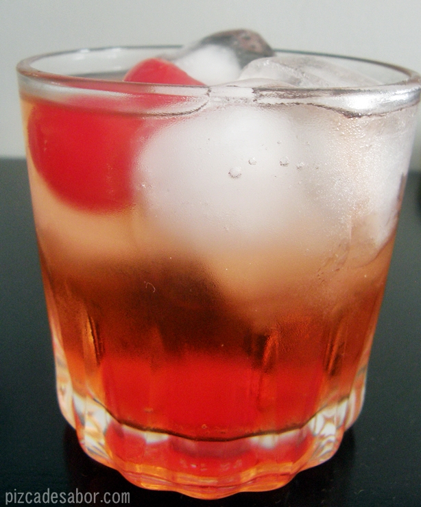 Shirley Temple (bebida o cóctel para niños) – Pizca de Sabor