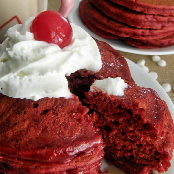 Hot cakes red velvet {San Valentín}