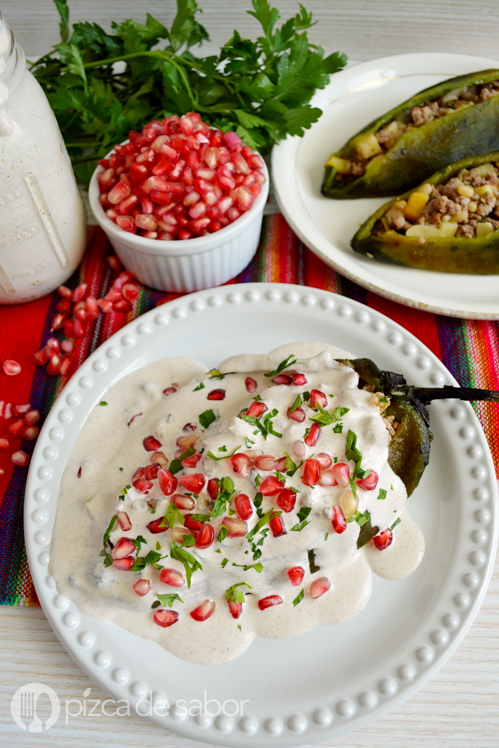 Chiles en nogada (sin capear) - Pizca de Sabor