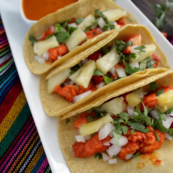 Tacos de pescado al pastor