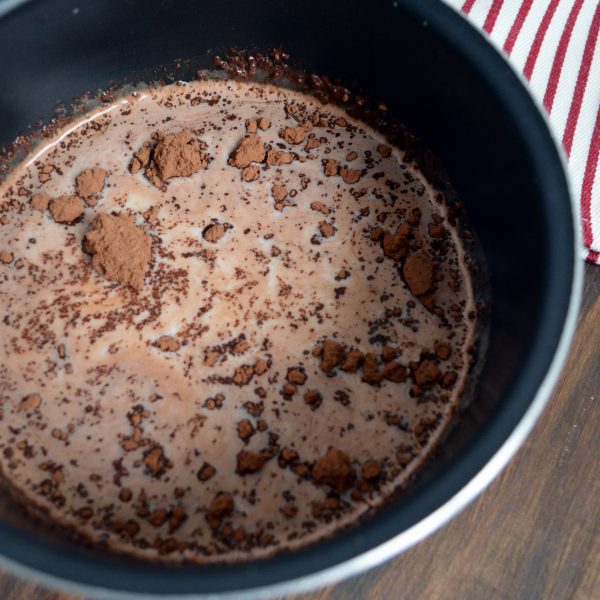 Cómo hacer un chocolate caliente (saludable)