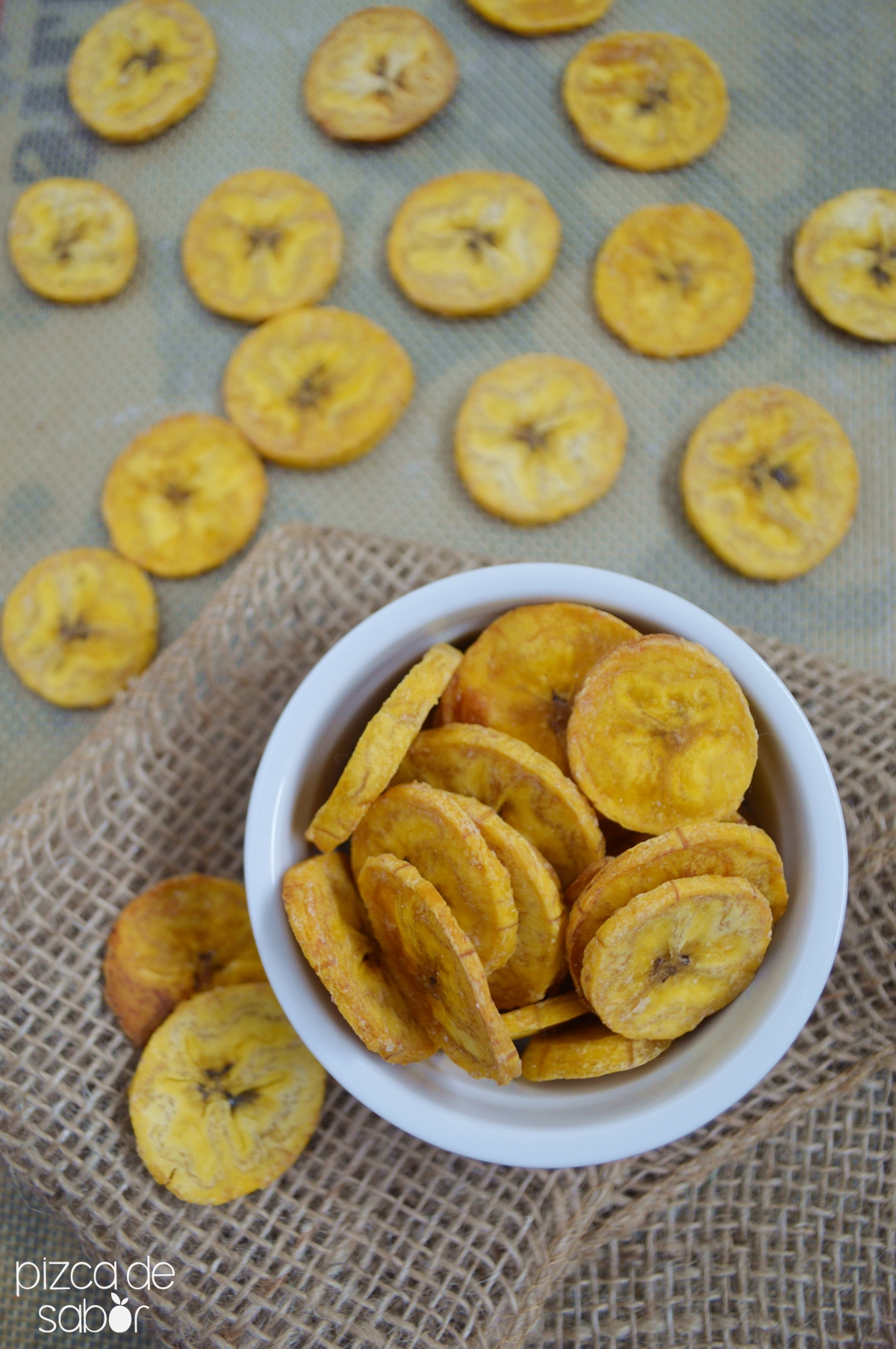 Chips caseras de plátano macho www.pizcadesabor.com
