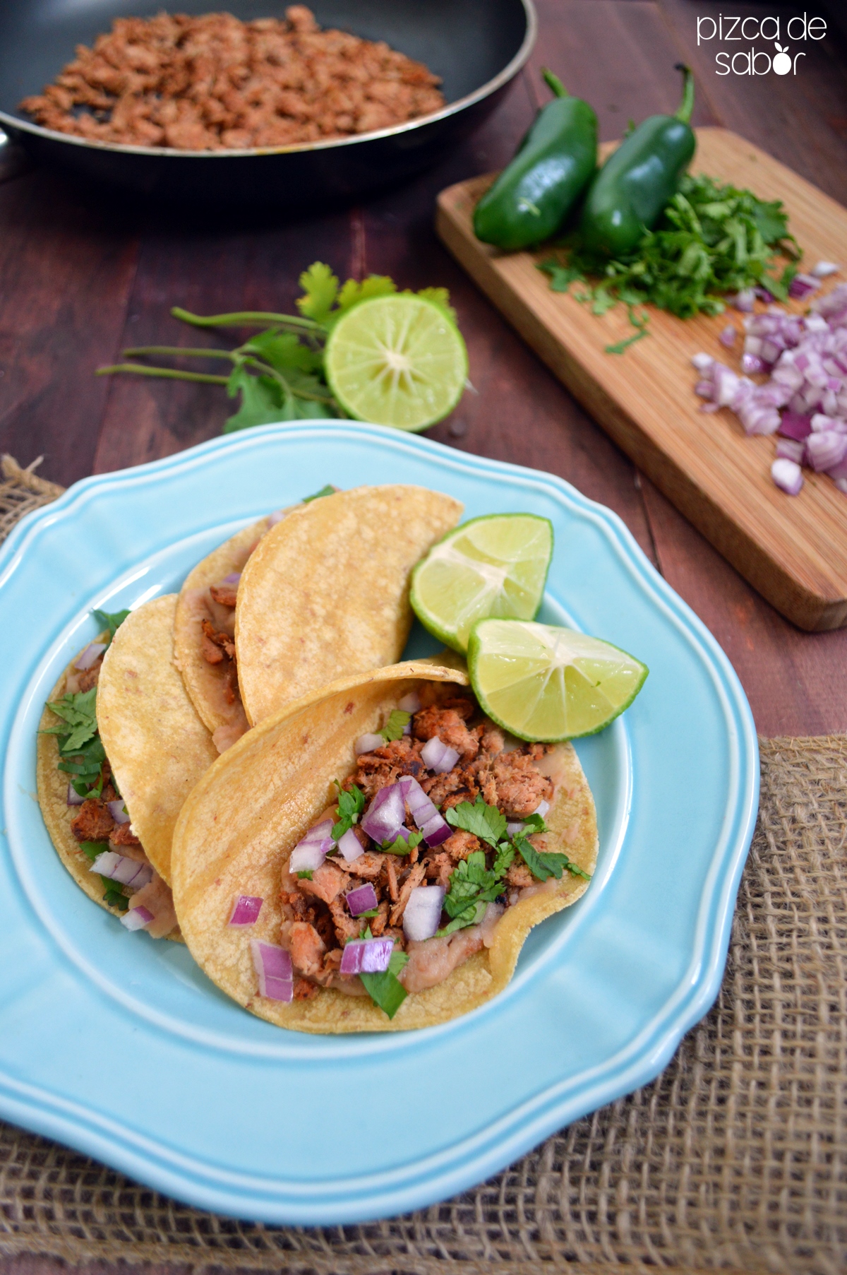 Tacos de carnitas de atún - Pizca de Sabor