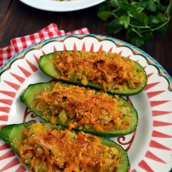 Calabacitas rellenas de vegetales (gratinadas)