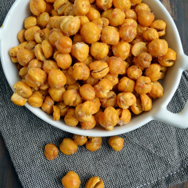 Garbanzos crujientes con canela – botana o snack saludable