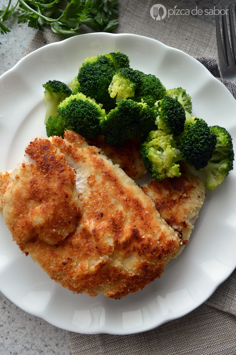 Cómo hacer milanesas de pollo empanizadas (sin gluten) - Pizca de Sabor