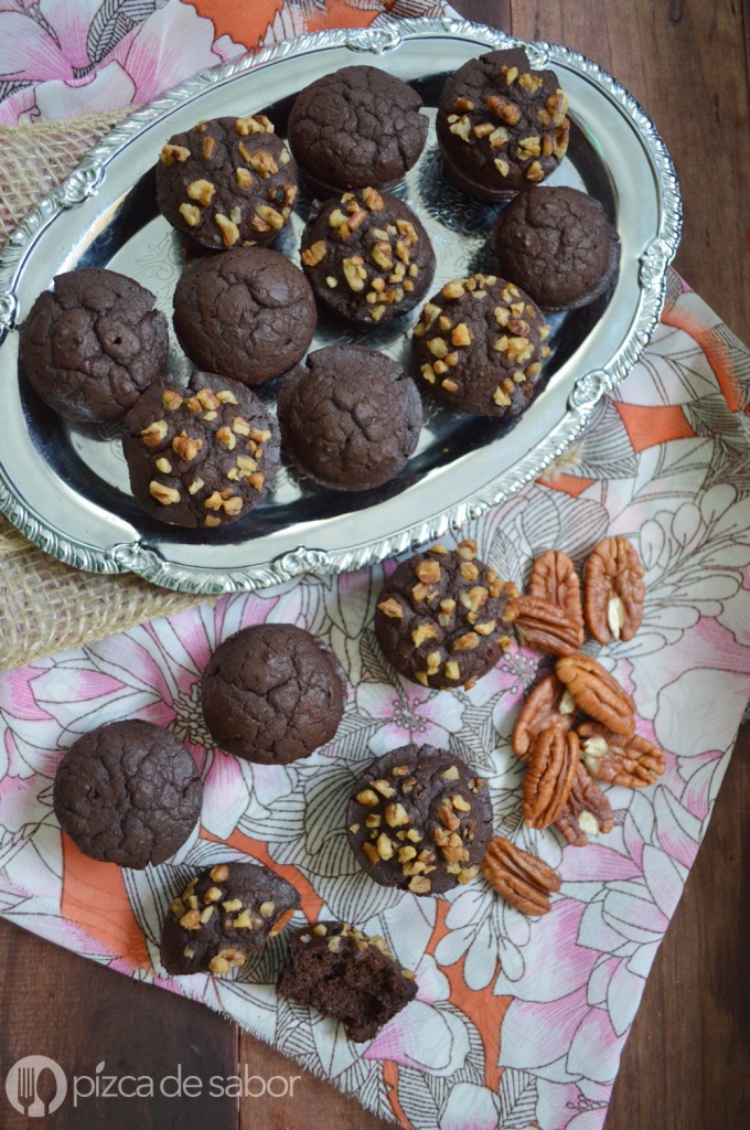 Mini brownies saludables con nuez (sin trigo) www.pizcadesabor.com