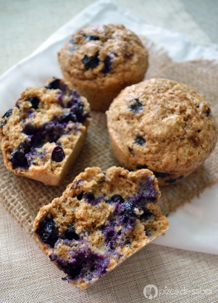 Muffins integrales de moras azules – blueberries www.pizcadesabor.com 