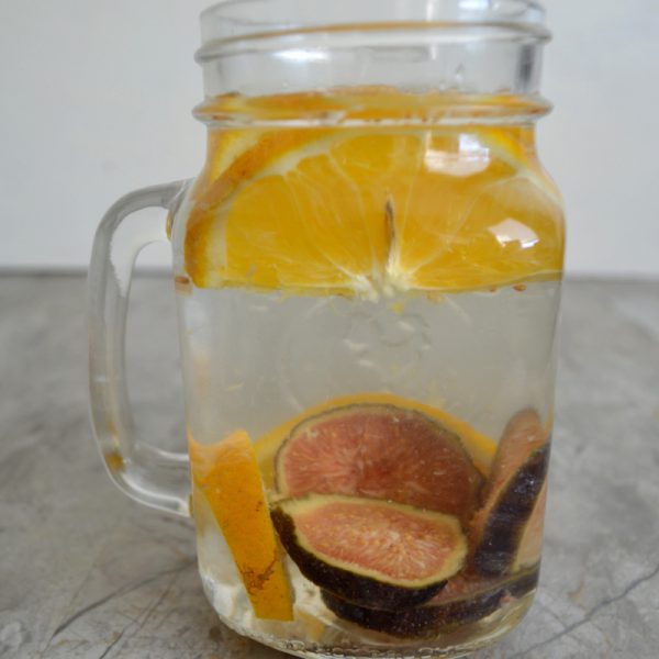 Agua con higo y naranja www.pizcadesabor.com