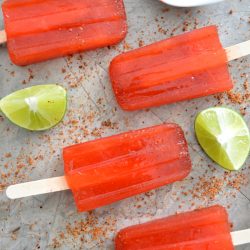 Paletas de chamoy con limón www.pizcadesabor.com