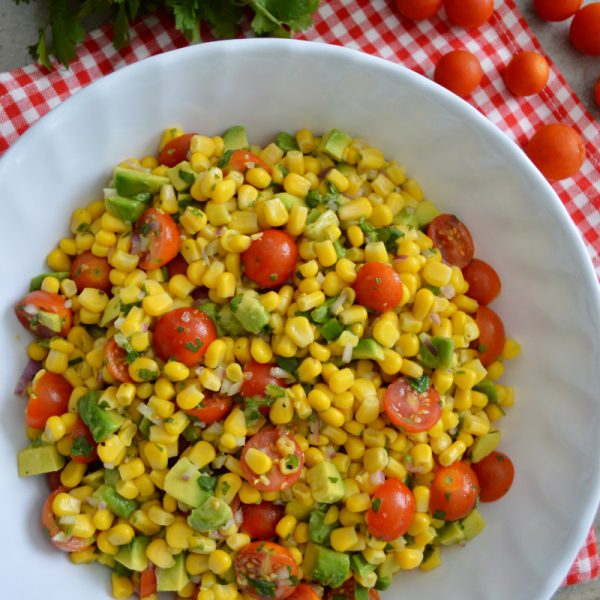 Ensalada de elote y tomate