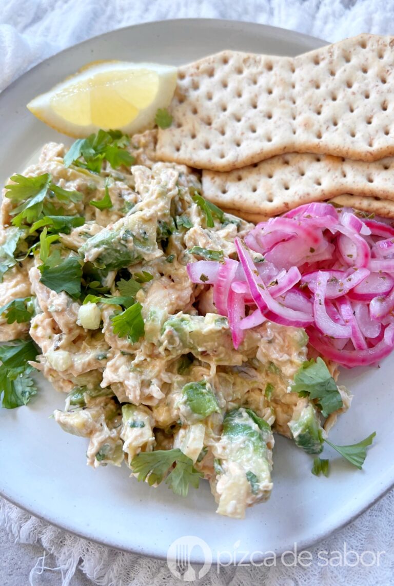 Ensalada De Pollo Y Aguacate - Pizca De Sabor